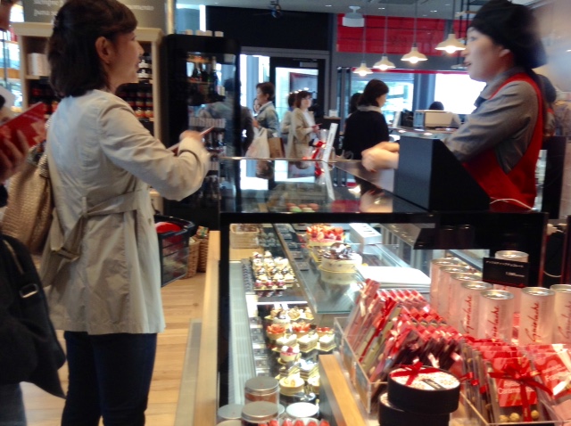 Tienda Pastelería Mallorca en Tokio